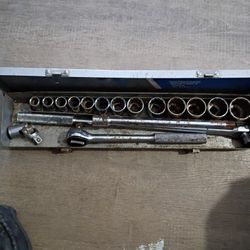 Socket Set