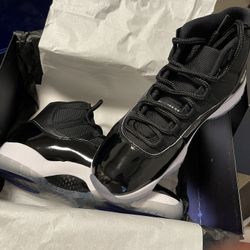 Jordan 11 ‘Space Jam’ Size 9.5