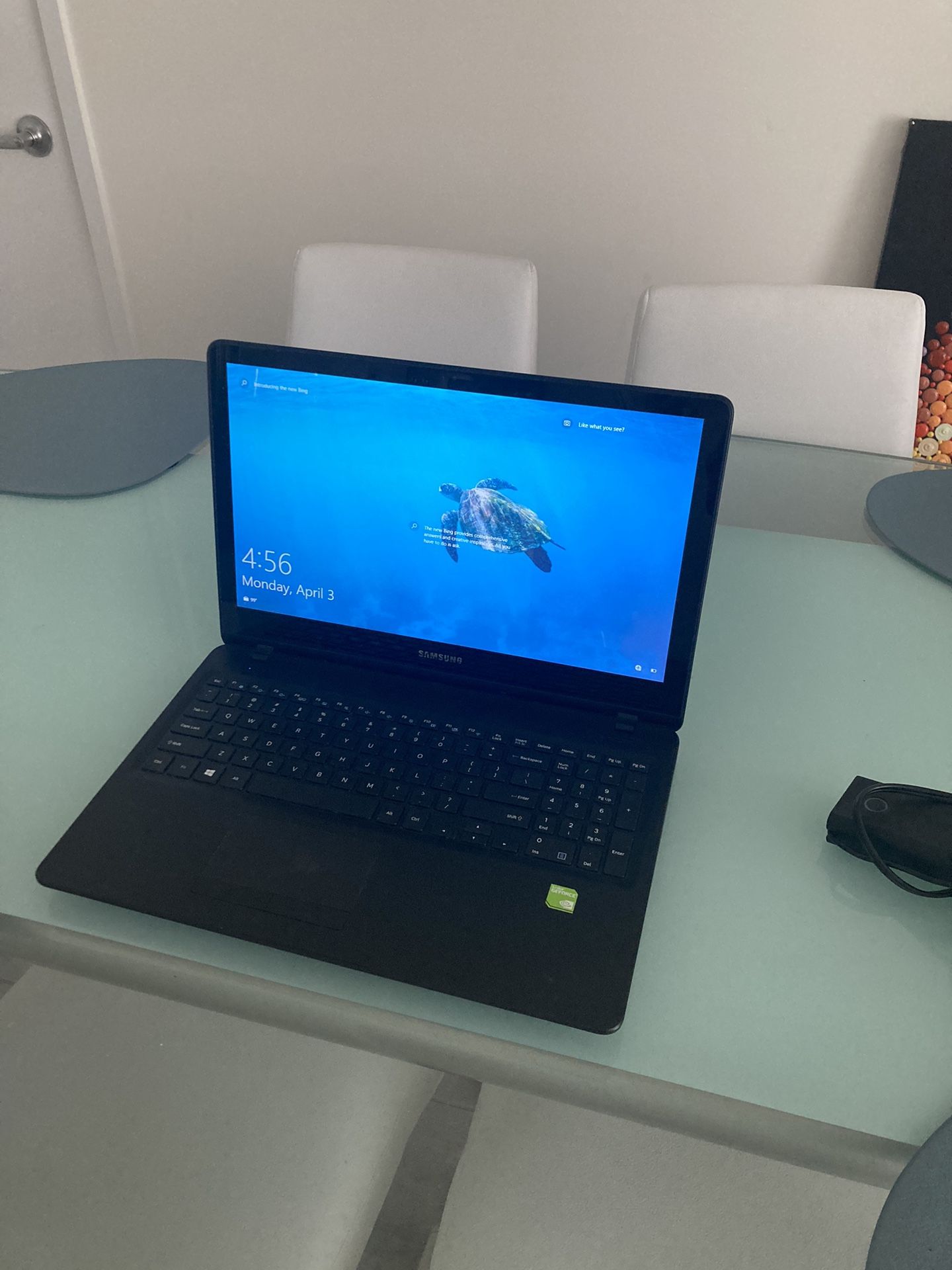 LAPTOP SAMSUNG TOUCH SCREEN 15’’ core i5