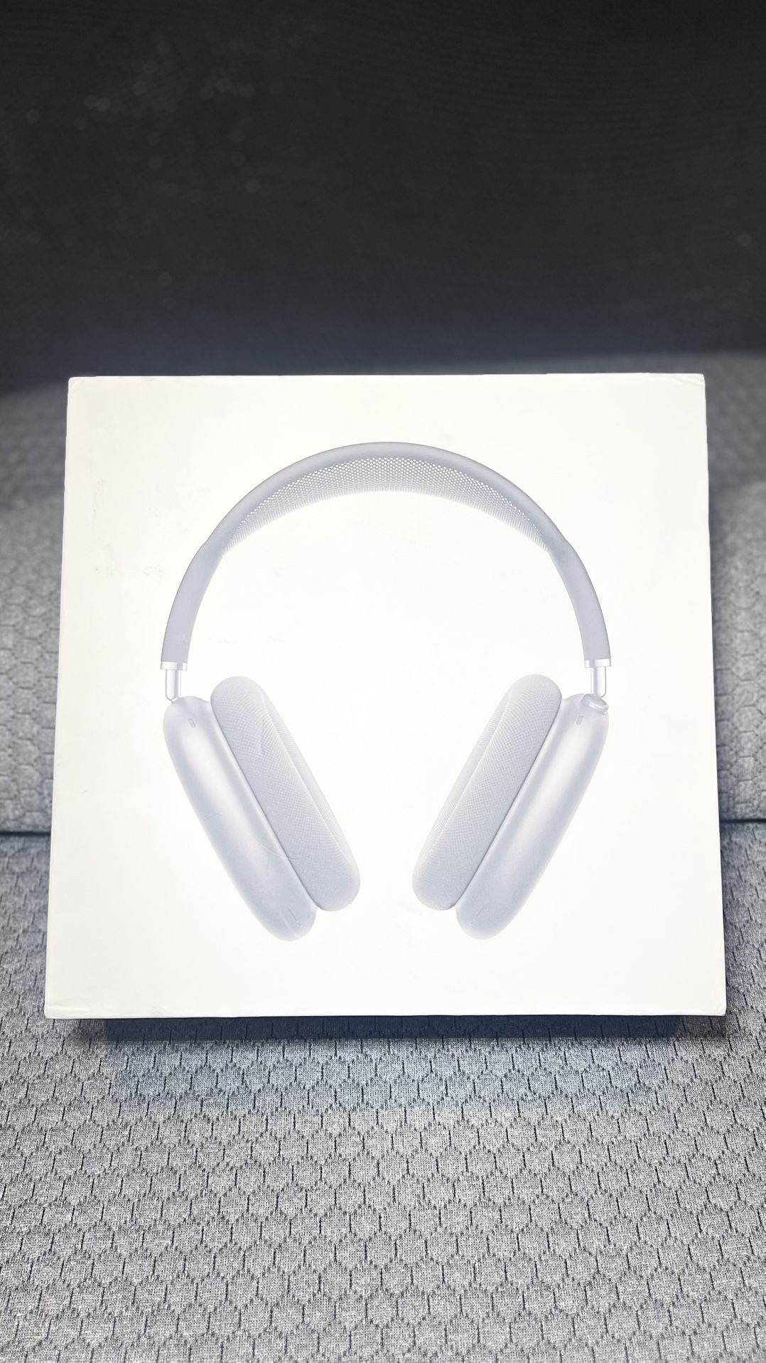 Apple AirPods Max β Space Gray (Like New) w/ Box & Case