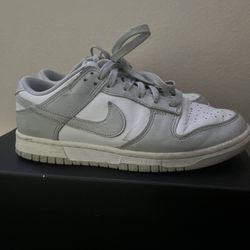 Dunk Low “Light Smoke Grey”