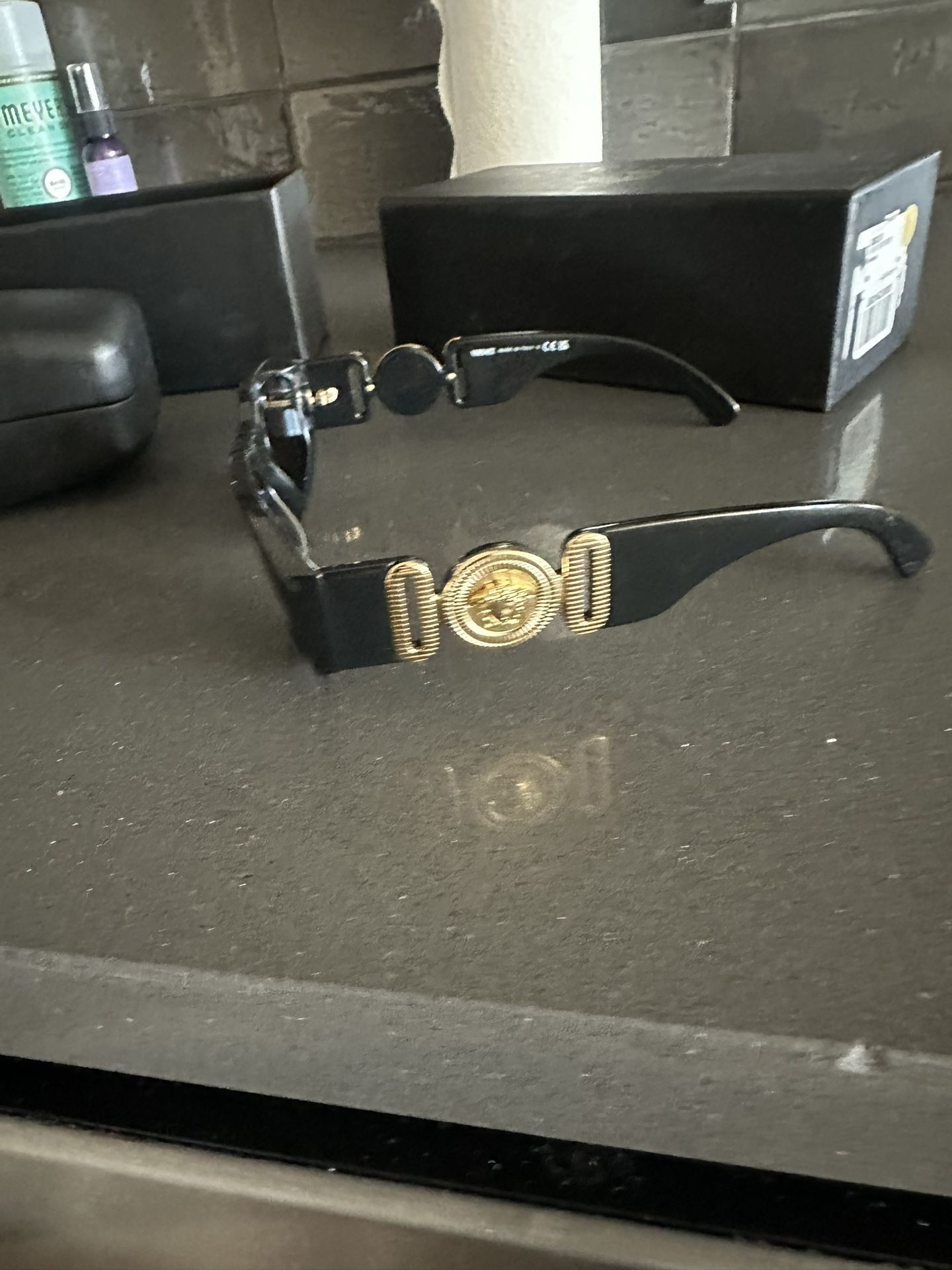 Unisex Versace Sunglasses. New. Authentic With Receipt.