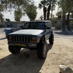 1999 Jeep Cherokee
