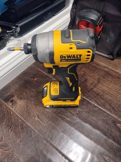 DeWalt Impact Driver With Battery