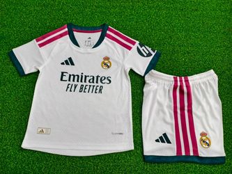 Real Madrid Uniform Youth - Read Description