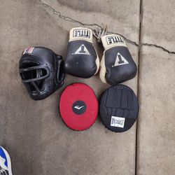Sparing/Boxing Gear
