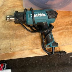 MAKITA Heat Gun Kit: Pistol-Grip, 120V AC, Two-Prong, 13 A Current