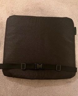 Black seat cushion $20 cash only. Cross posted