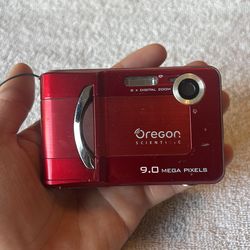 Oregon Scientific DS9904 digital camera