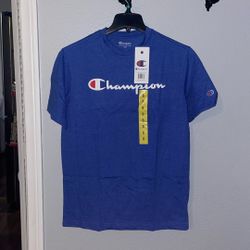 Champion T-Shirt Small ** (1)