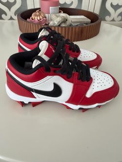 Jordan 1 kids cleats  size 1