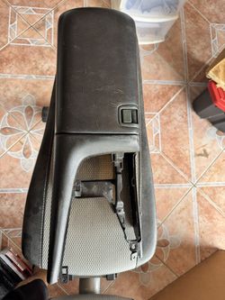 GENUINE TOYOTA Supra MKIV LHD ARM REST CENTER CONSOLE