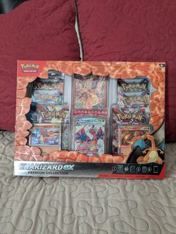 Pokemon Charizard ex Premium Collection Box
