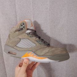 Jordan 5 Retro Olive