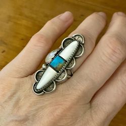 Vintage Native American Sterling Silver Turquoise and MOP Ring size 5.5
