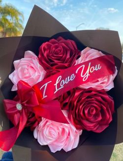 Eternal Rose Bouquet 