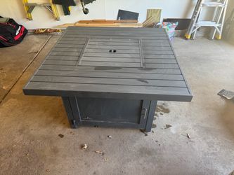 Napoleon Outdoor Gas Fire Pit Table