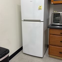 Whirlpool Refrigerator 