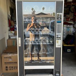 Snacks Machine 