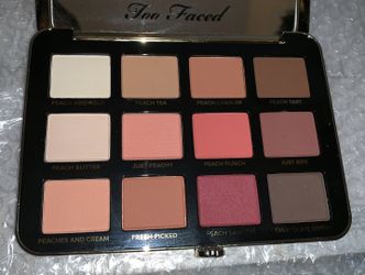 Too faced Just Peachy Mattes