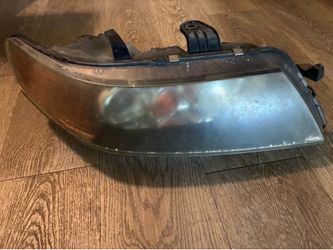 Acura TSX headlight ￼