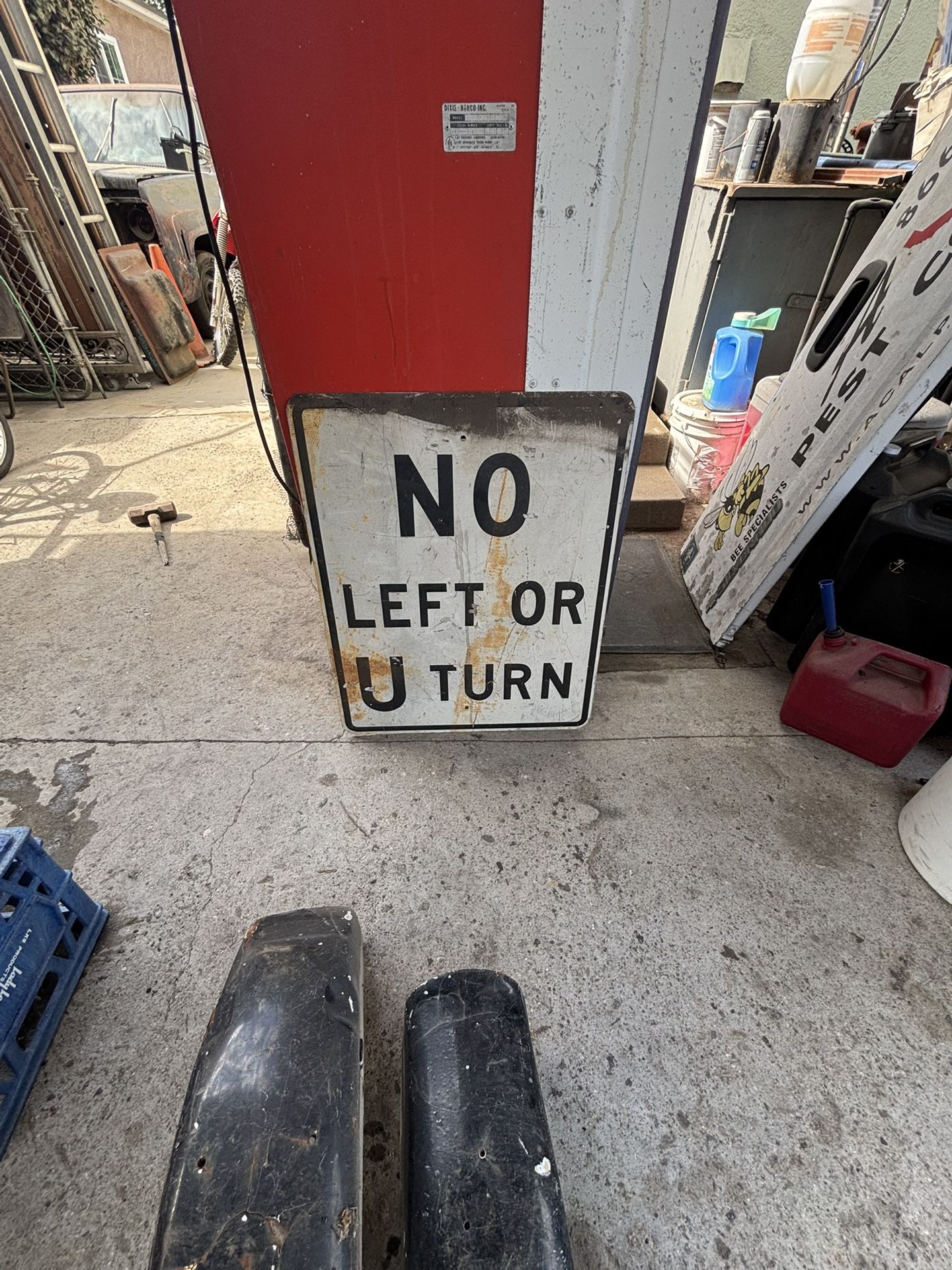 Metal Sign No Left