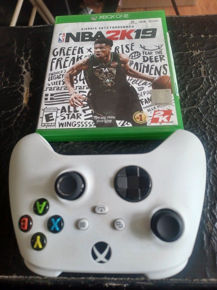 NEW XBOX SERIES X CONTROLLER AND PRE-OWNED NBA GAME $60 FINAL PRICE SAME DAY SHIPPING 