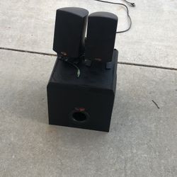 Klipsch Monitor Speakers With Subwoofer