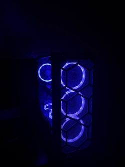 Gaming PC – i7 / RX 580 8GB / 16GB RAM / 512GB SSD – RGB