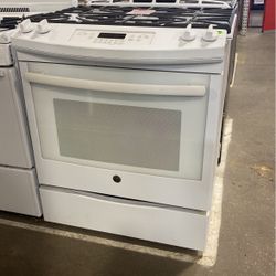 White Slide In Gas Stove