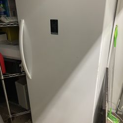 Insignia Fridge 
