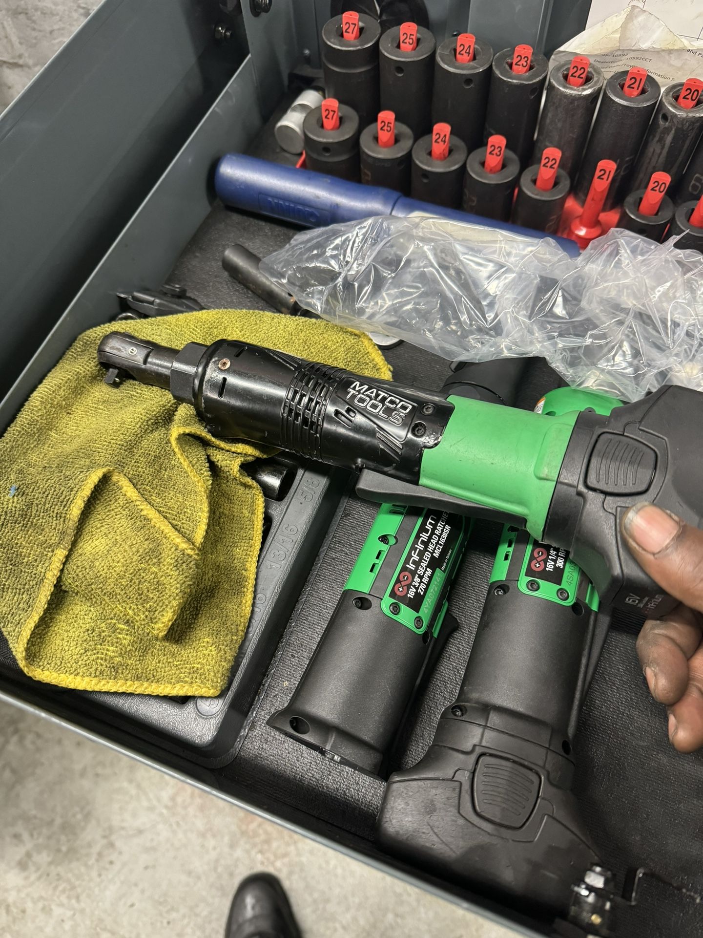 1/4 Inch. MATCO ELECTRIC RATCHET