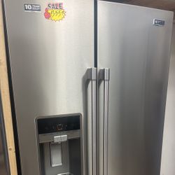 Maytag French door stainless Steel Refrigerator 
