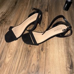 heels sz 8