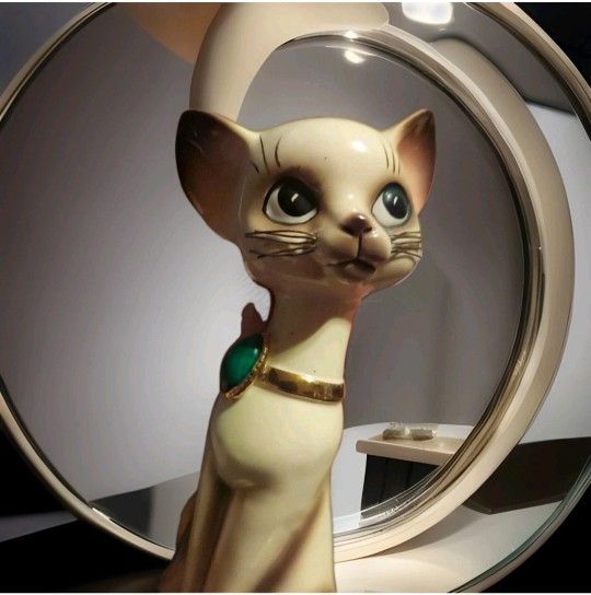 Josef Originals Siamese Figure W/Metal Whiskers. Can't Find Another. No Damage