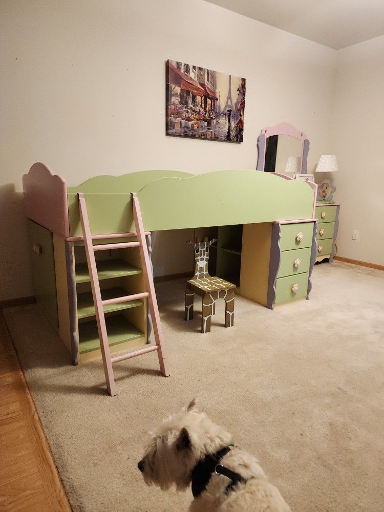 Girls Bedroom Set
