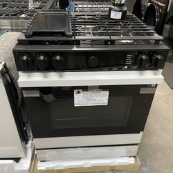 Samsung Bespoke 30” Gas Slide In Range With Griddle And Air Fry In White Glass