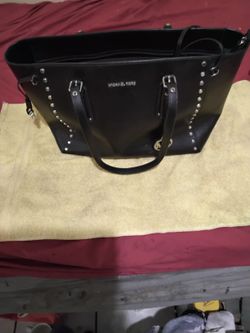 Michael Kors Black Voyager Crossgrain Medium LEATHER TOTE BAG