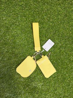 Keychain Lululemon yellow