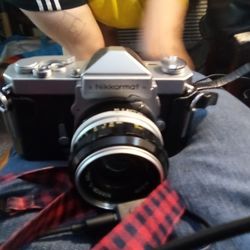 Professional Camera With Excessories Like New