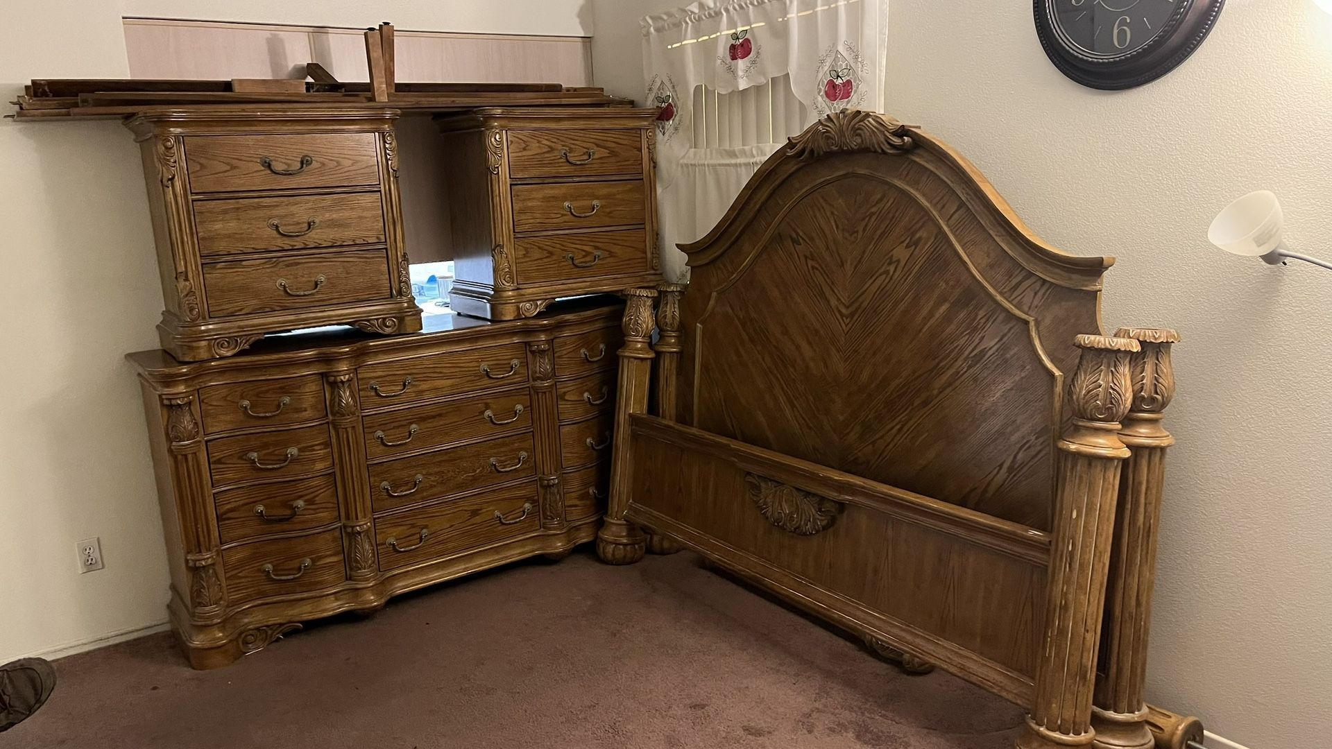 Heritage Wooden Bedroom Set
