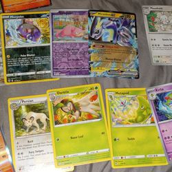 90 Pokémon Cards