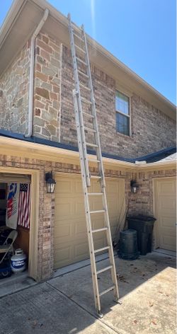 28’ foot fiberglass extension LADDER