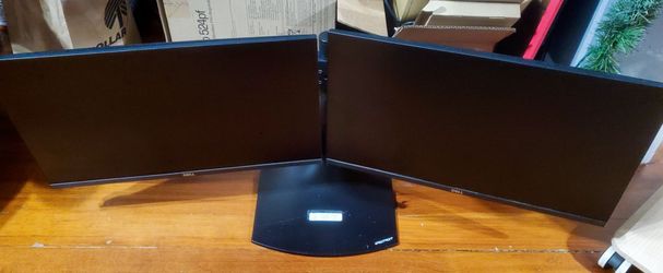 Dual Dell Monitors on Ergotron Stand