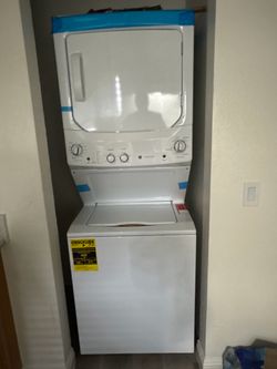 Stacked washer and dryer electric
