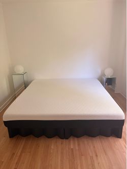 King Bed (Yona Base + Bear Mattress)