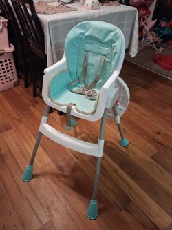 High chair baby blue