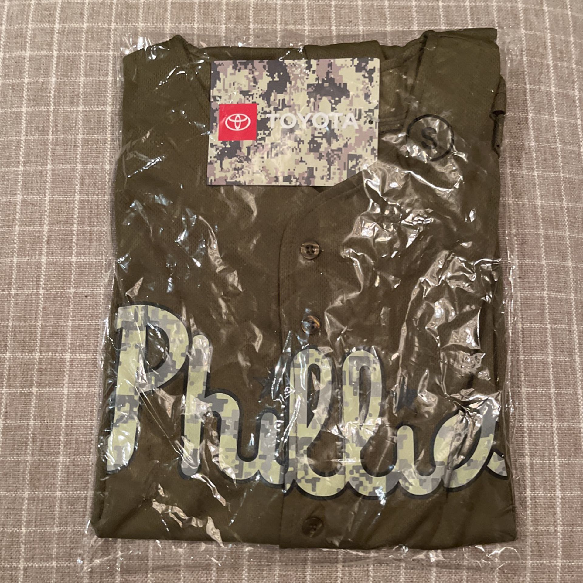 Philadelphia Phillies Military Jersey for Sale in Las Vegas, NV - OfferUp