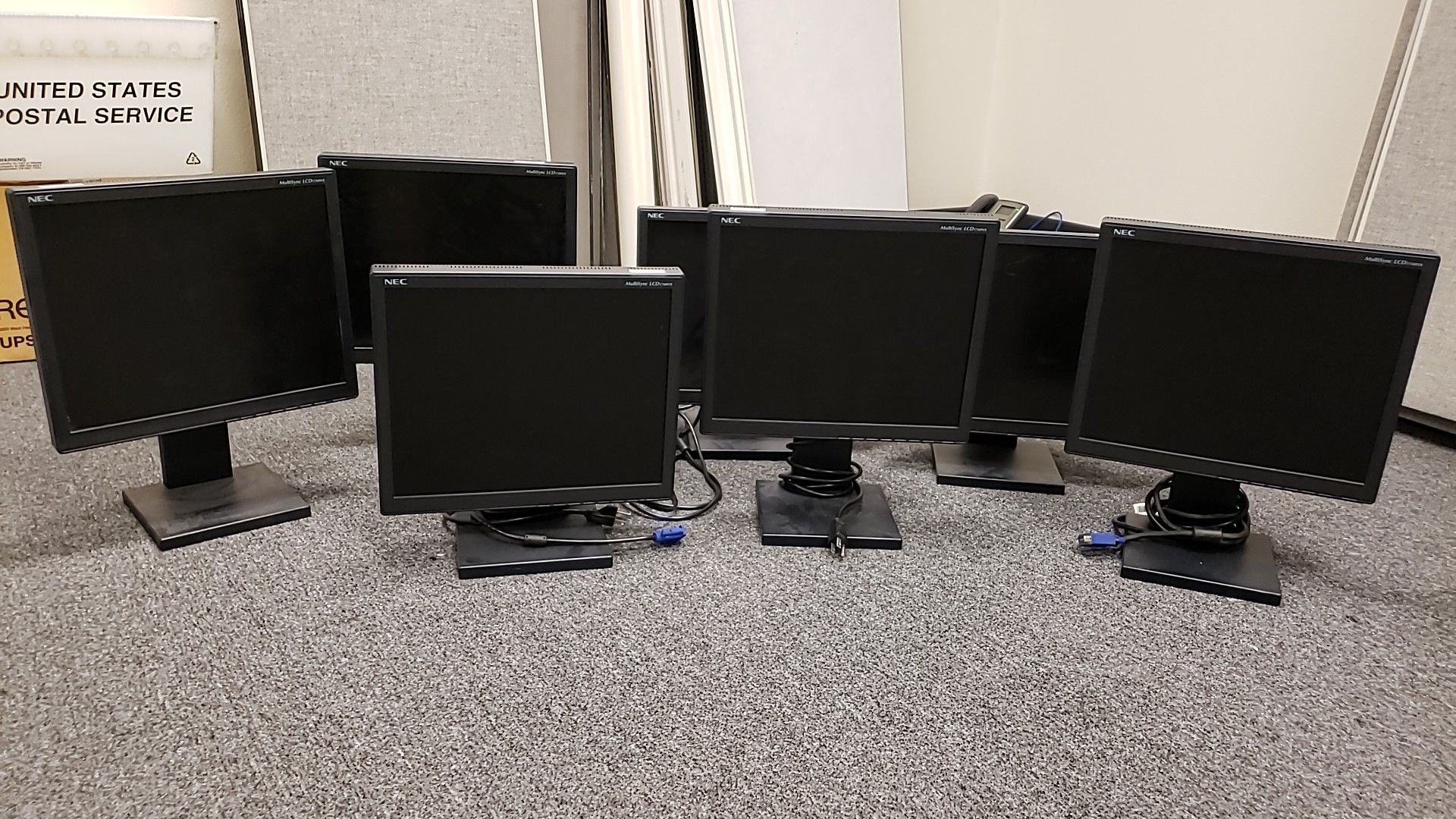 Lot of NEC MultiSync LCD 1760nx Computer Monitors