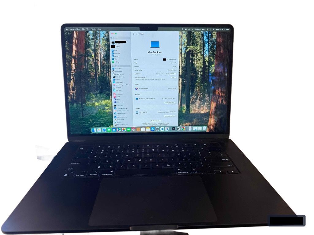 MacBook Air 15-inch (M2, 2023) – 16GB RAM, 1TB SSD